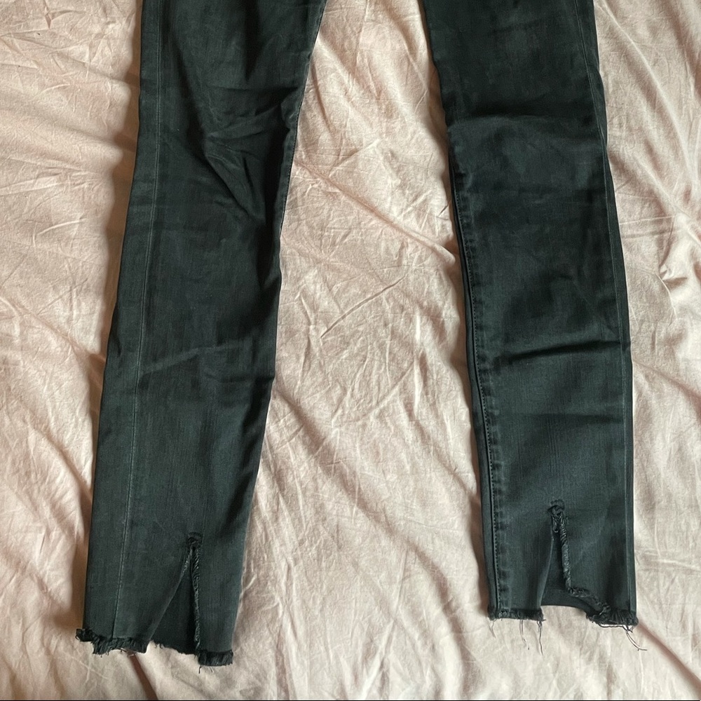 Frame Split Jean - Picture 3 of 5